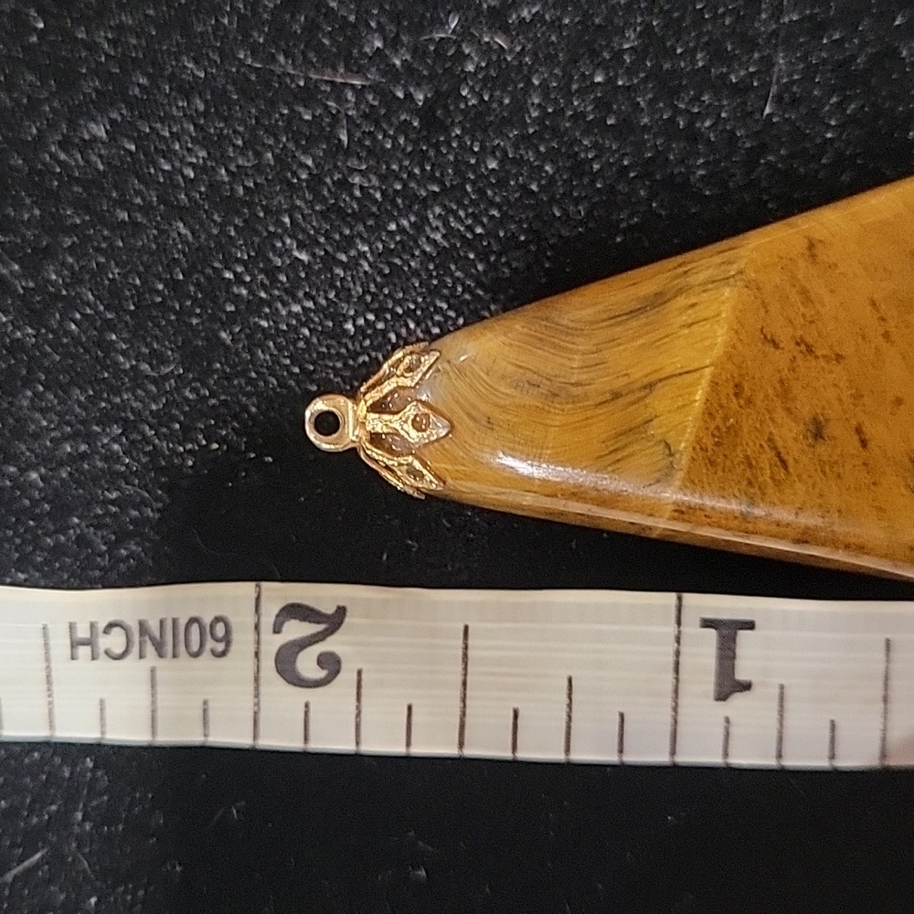 Handcrafted Triangular Tigers eye pendant - Picture 7 of 8
